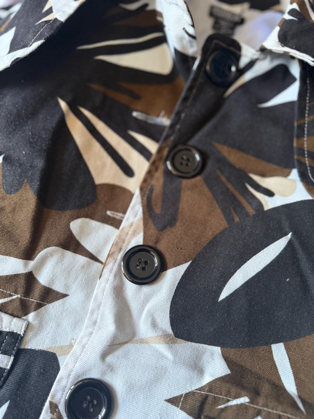 Moka Sport Floral Print Button-Front Jacket in Brown, Black & Cream - Picture 3 of 11